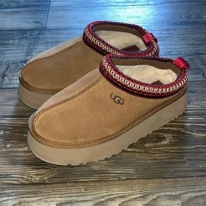 UGG Tasman Slipper-Chestnut